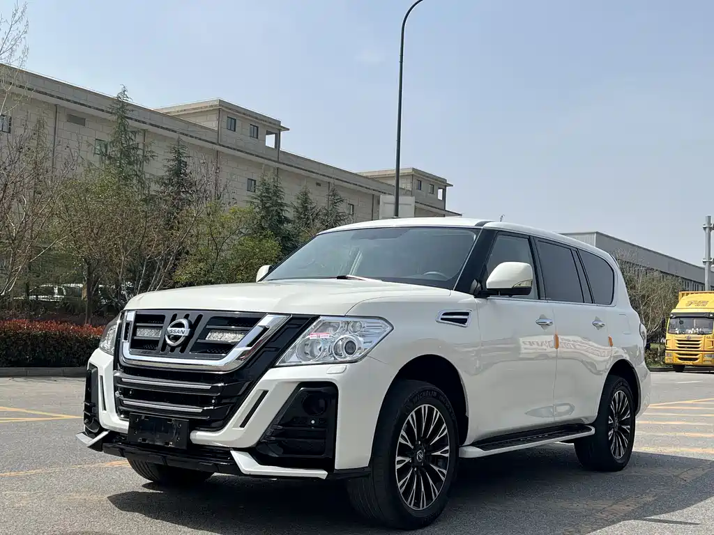 Nissan Patrol 2019 — фото 1