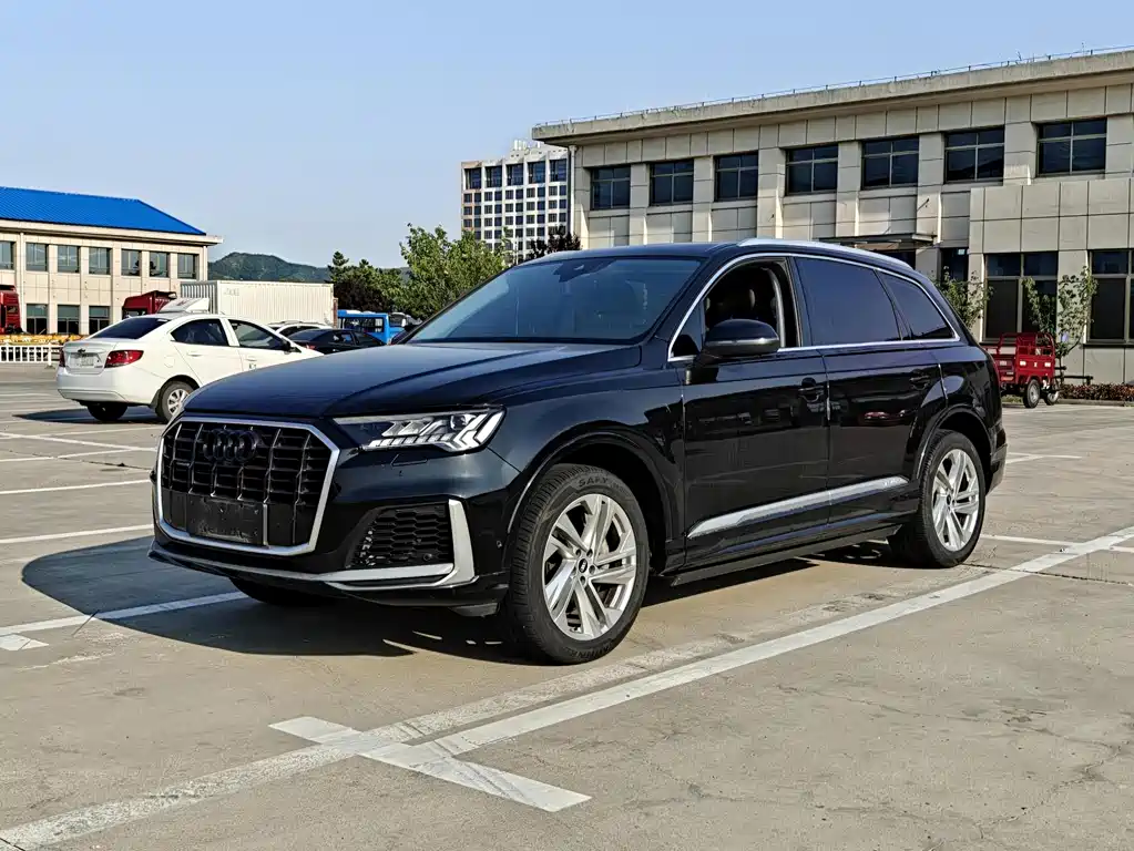 Audi Q7 2021