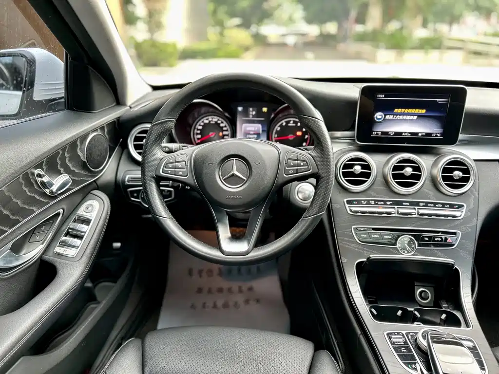 Mercedes-Benz C-Class 2017 — фото 10