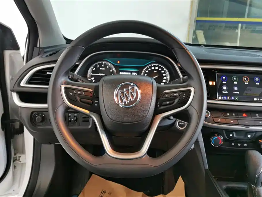 Buick Excelle 2022 — фото 15