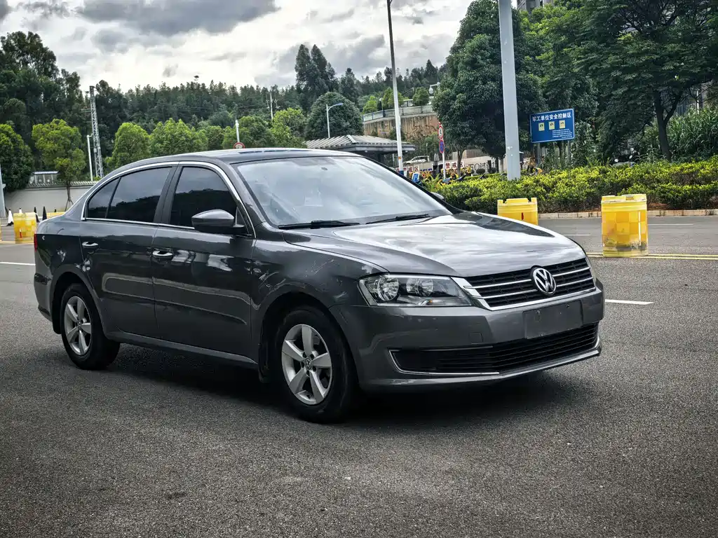 Volkswagen Lavida 2014
