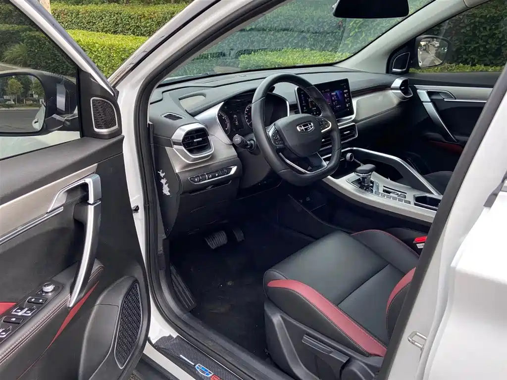 Geely Binyue 2022