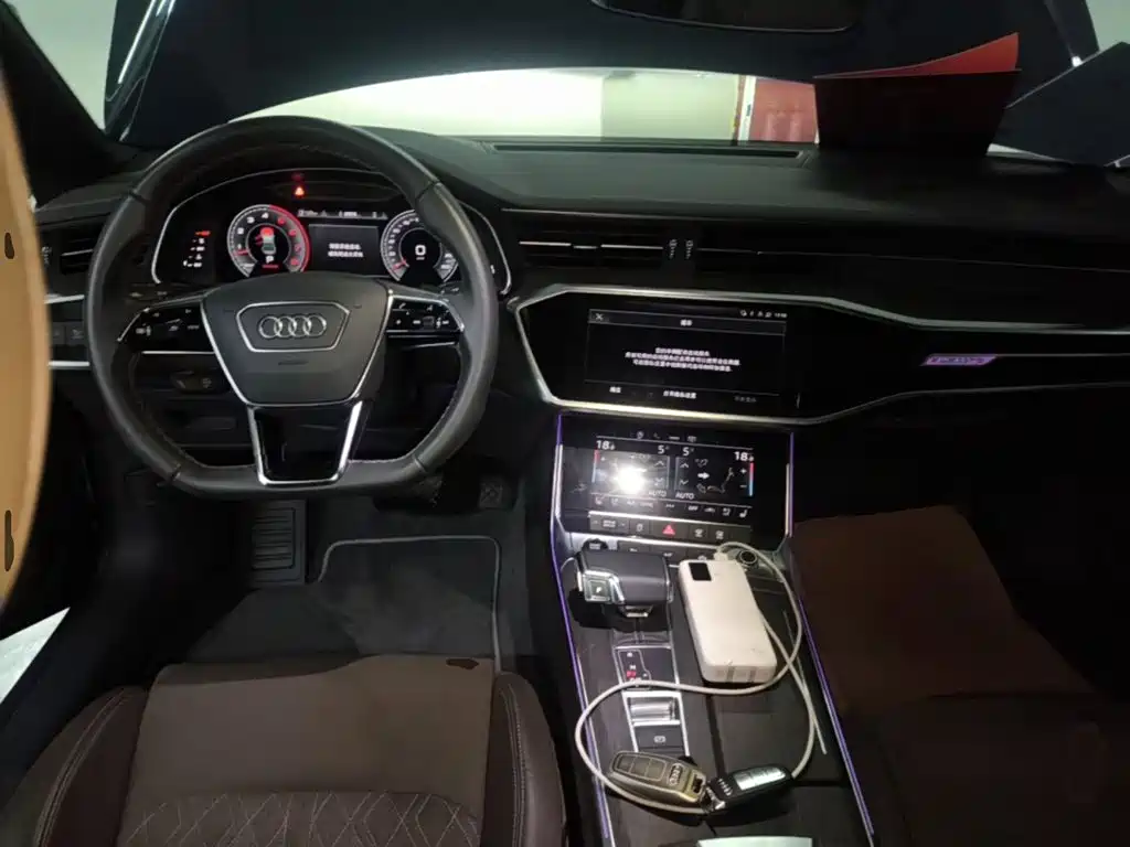 Audi A7L 2022 — фото 10