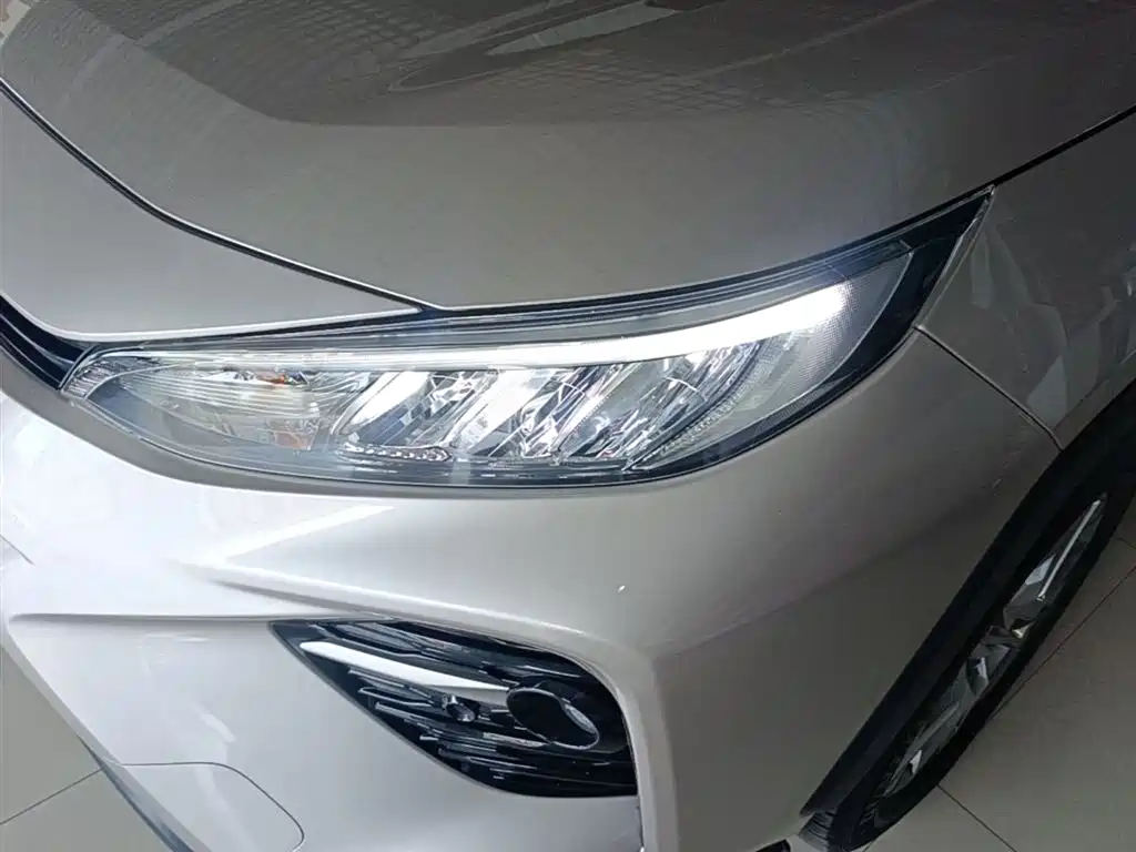 Toyota Wildlander 2022 — фото 24