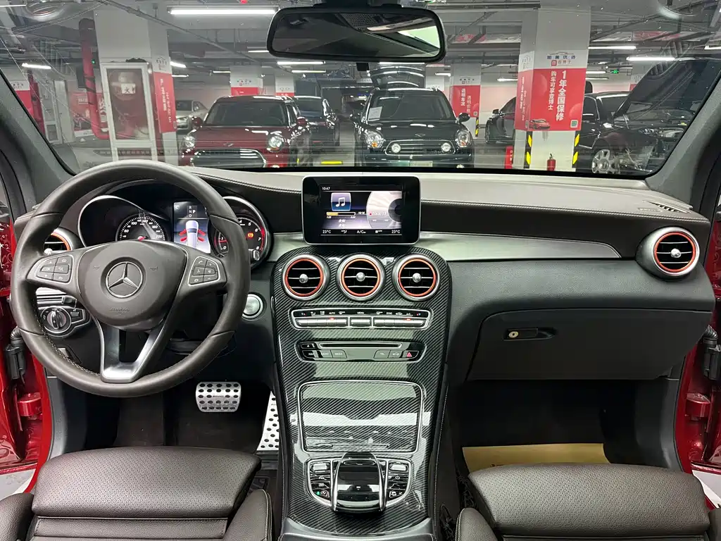 Mercedes-Benz GLC 2018 — фото 26