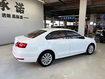 Volkswagen Sagitar 2014