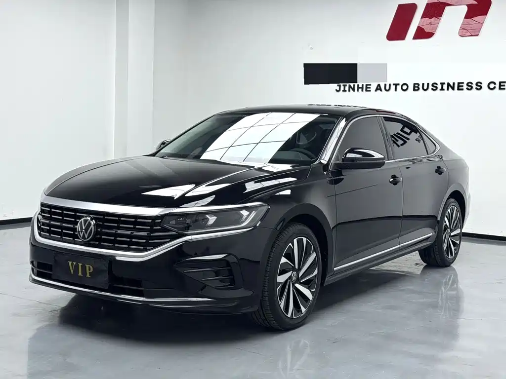Volkswagen Passat 2023
