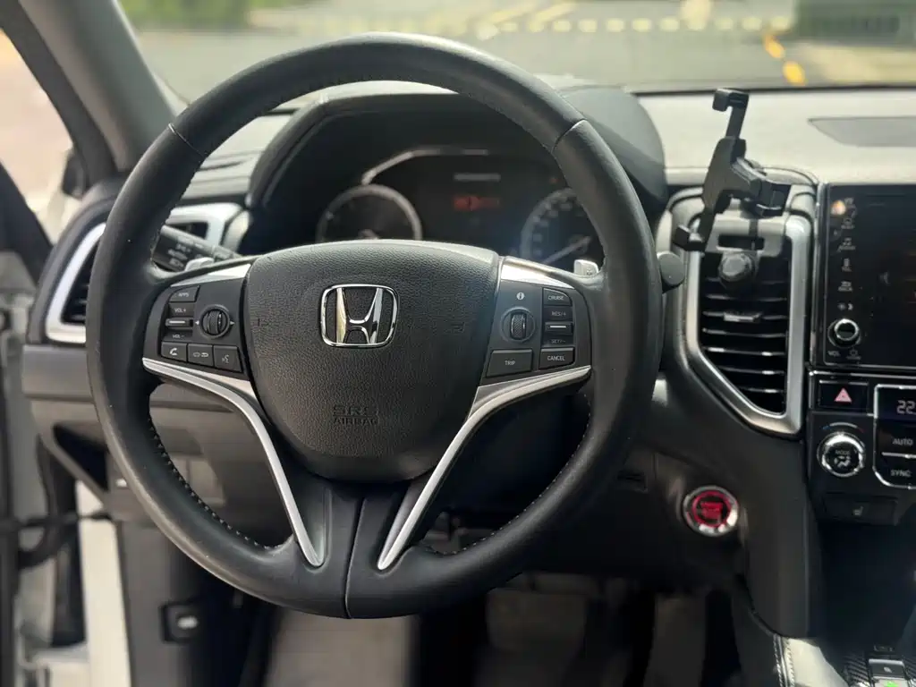 Honda UR-V 2017 — фото 13