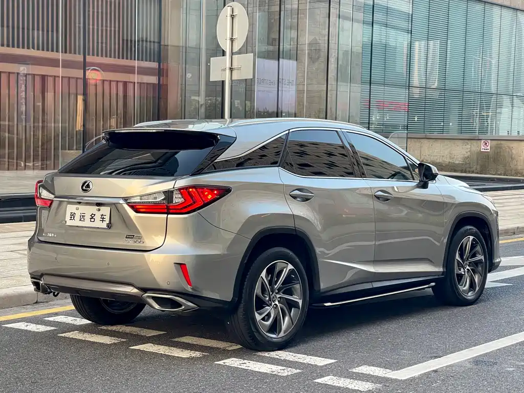 Lexus RX 2018 — фото 3