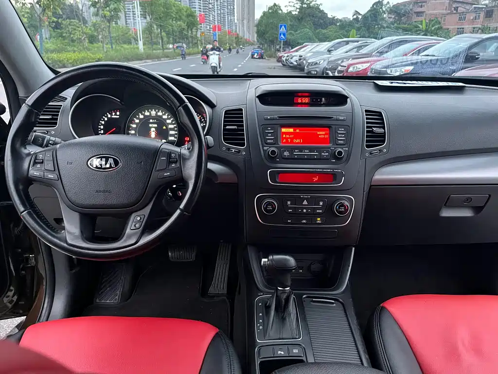Kia Sorento 2014 — фото 15