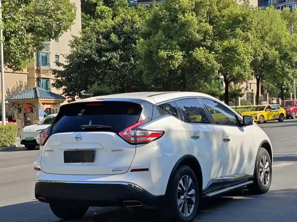 Nissan Murano 2018 — фото 12