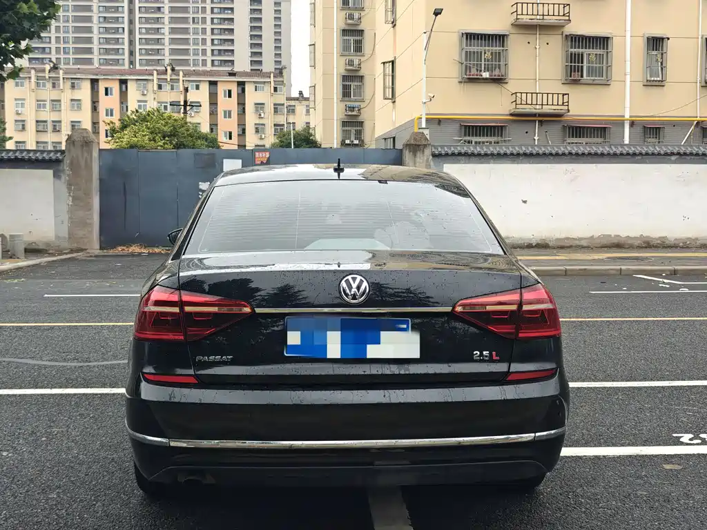 Volkswagen Passat 2019 — фото 11