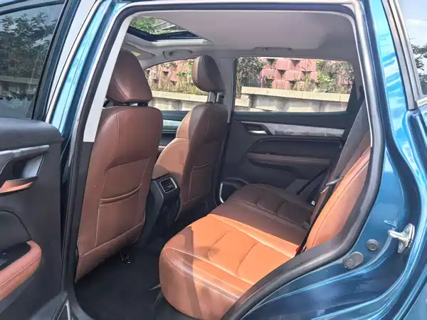 Geely Vision X6 2022