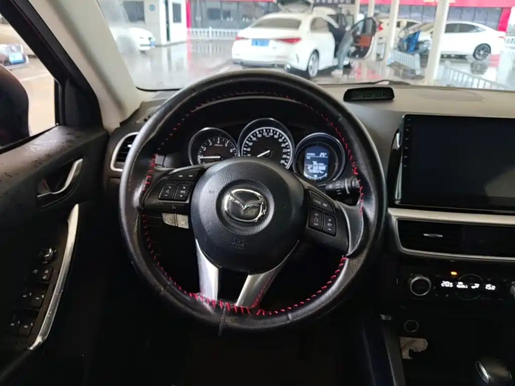 Mazda CX-5 2017 — фото 11