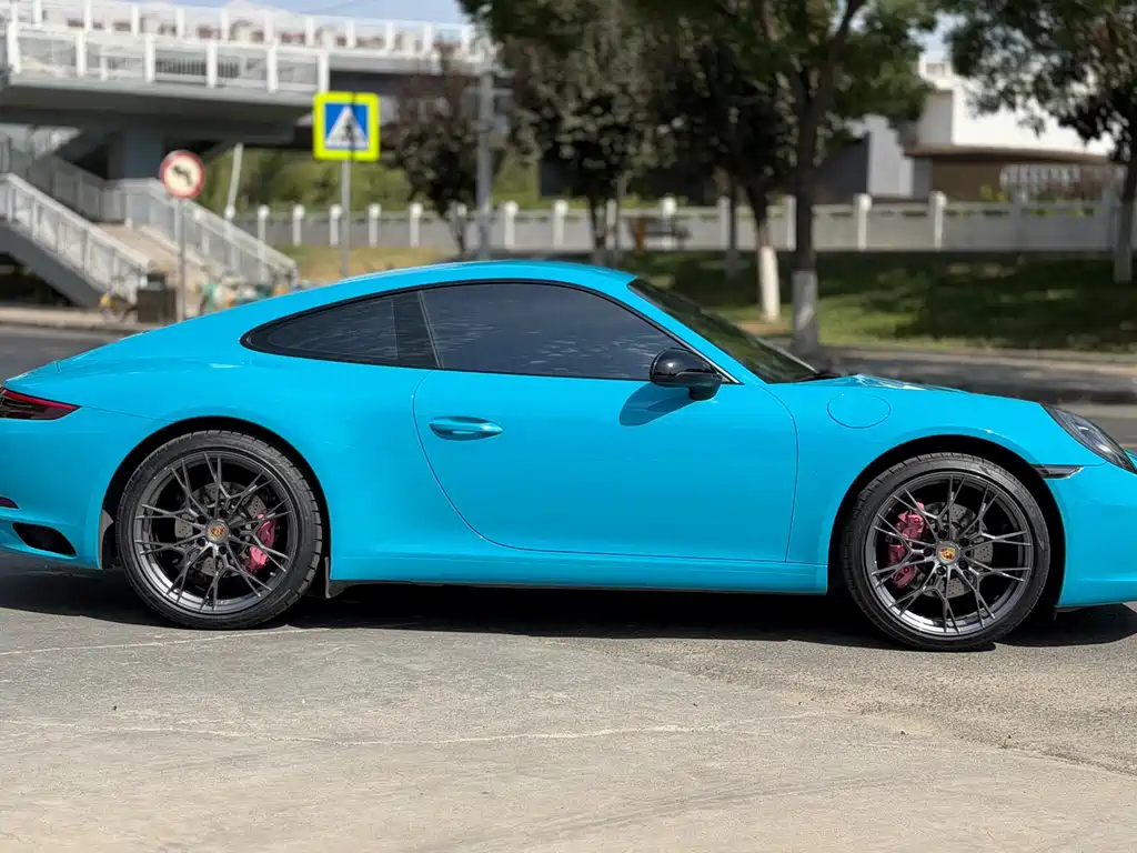 Porsche 911 2016 — фото 8