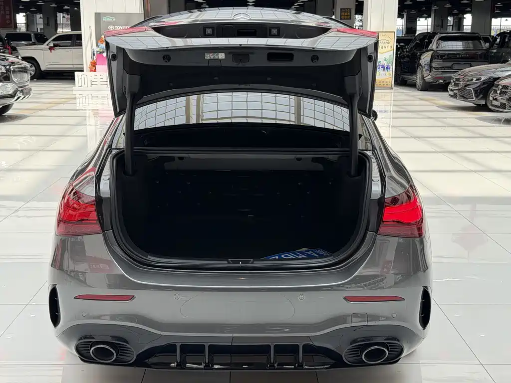 Mercedes-Benz A-Class AMG 2024 — фото 18