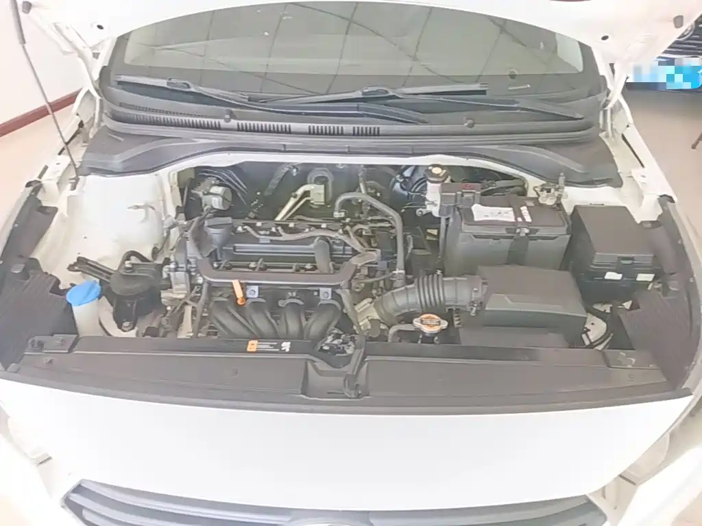 Hyundai Verna 2017 — фото 20