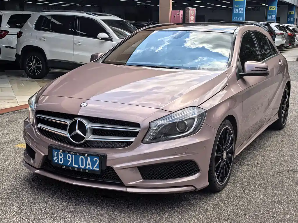 Mercedes-Benz A-Class 2015 — фото 2