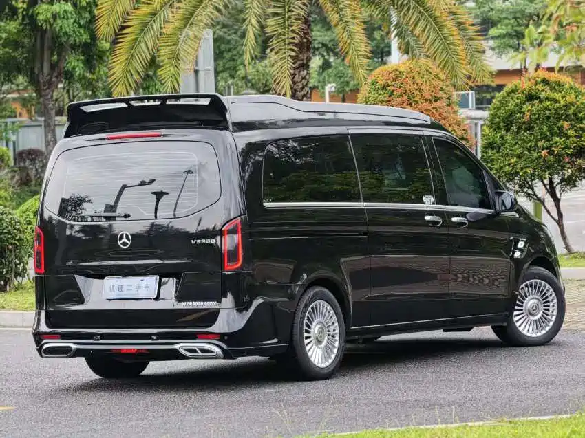 Mercedes-Benz Vito 2023 — фото 14
