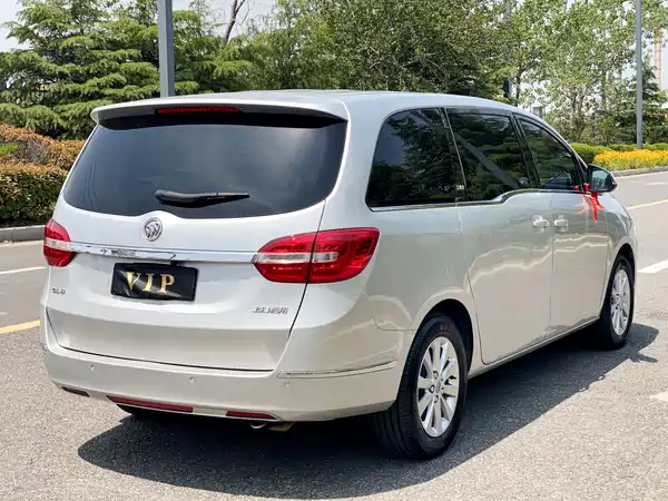 Buick GL8 2016