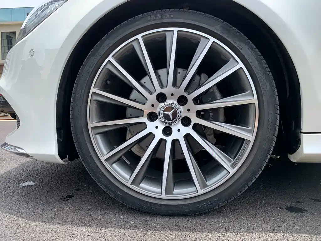 Mercedes-Benz CLS 2016