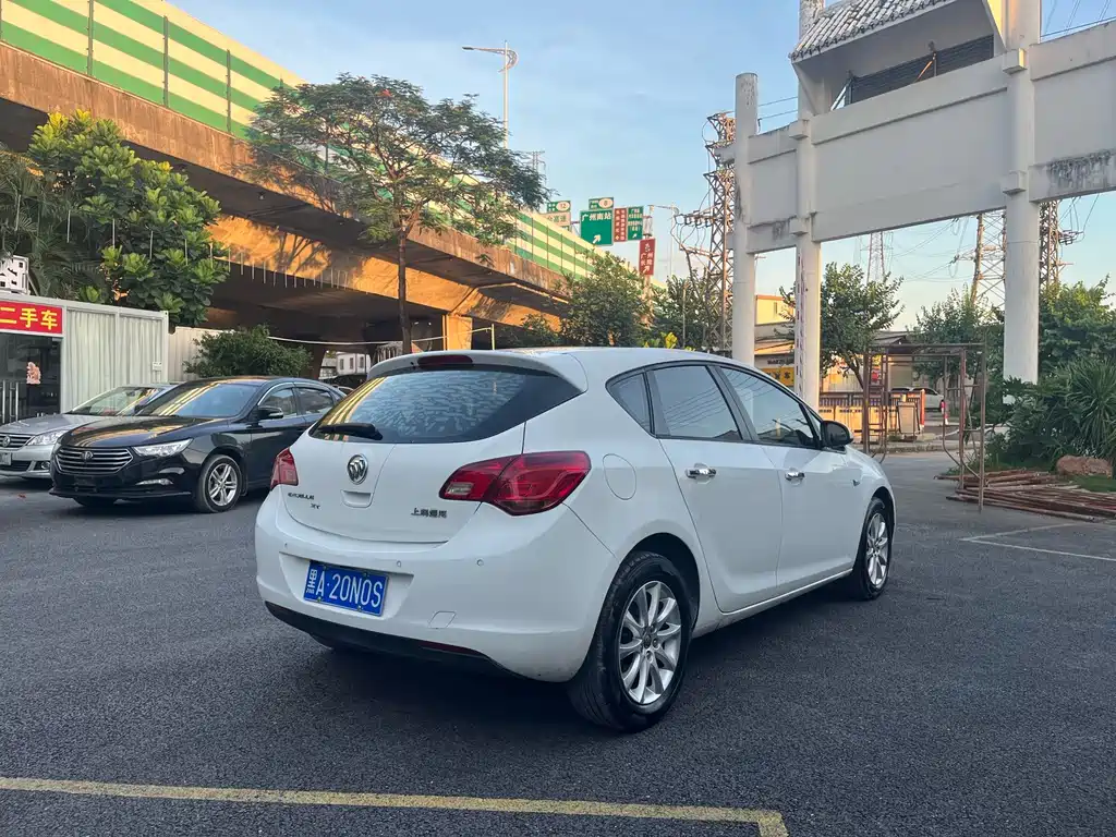 Buick Excelle GT 2013