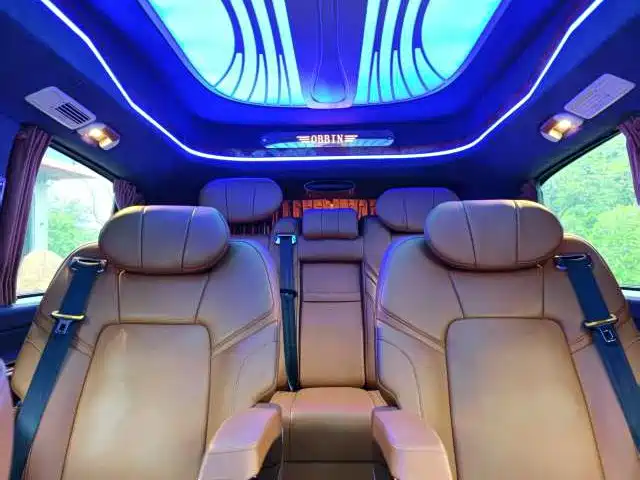 Mercedes-Benz Vito 2023 — фото 12