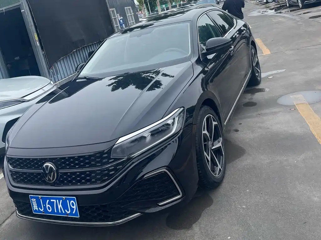 Volkswagen Passat 2023