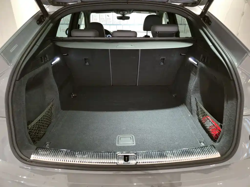 Audi Q5L Sportback 2022 — фото 26