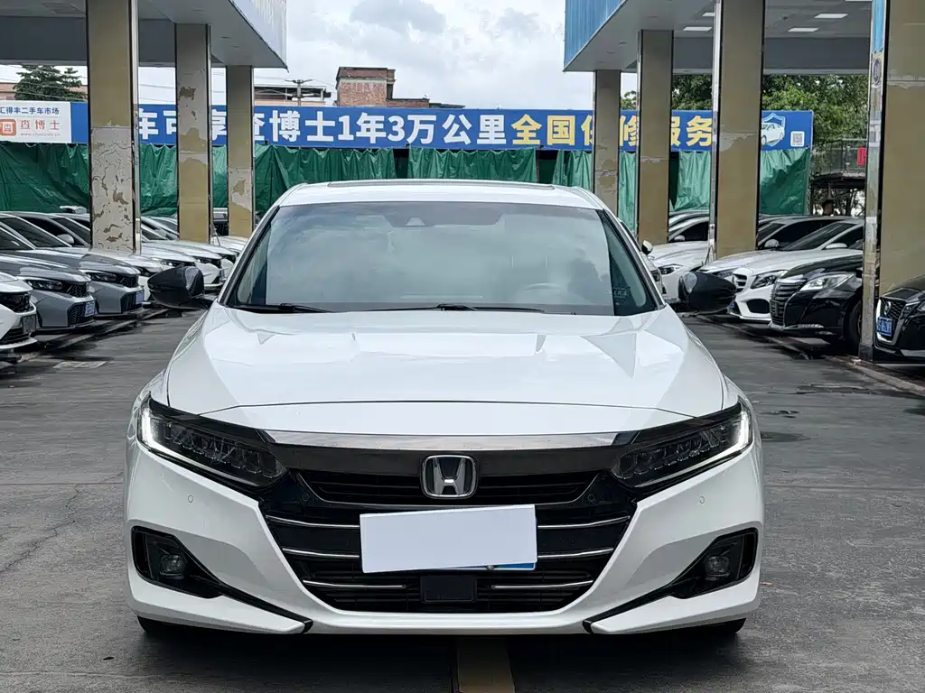 Honda Accord 2022 — фото 2