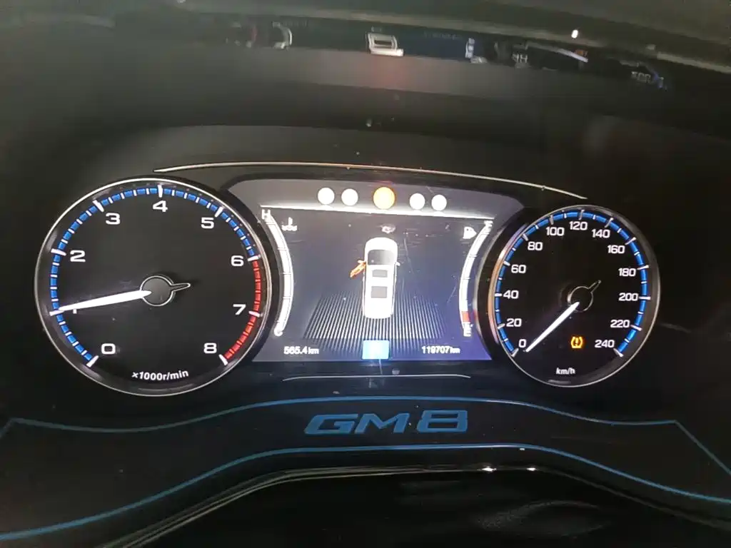 GAC Motor Trumpchi M8 2018 — фото 12