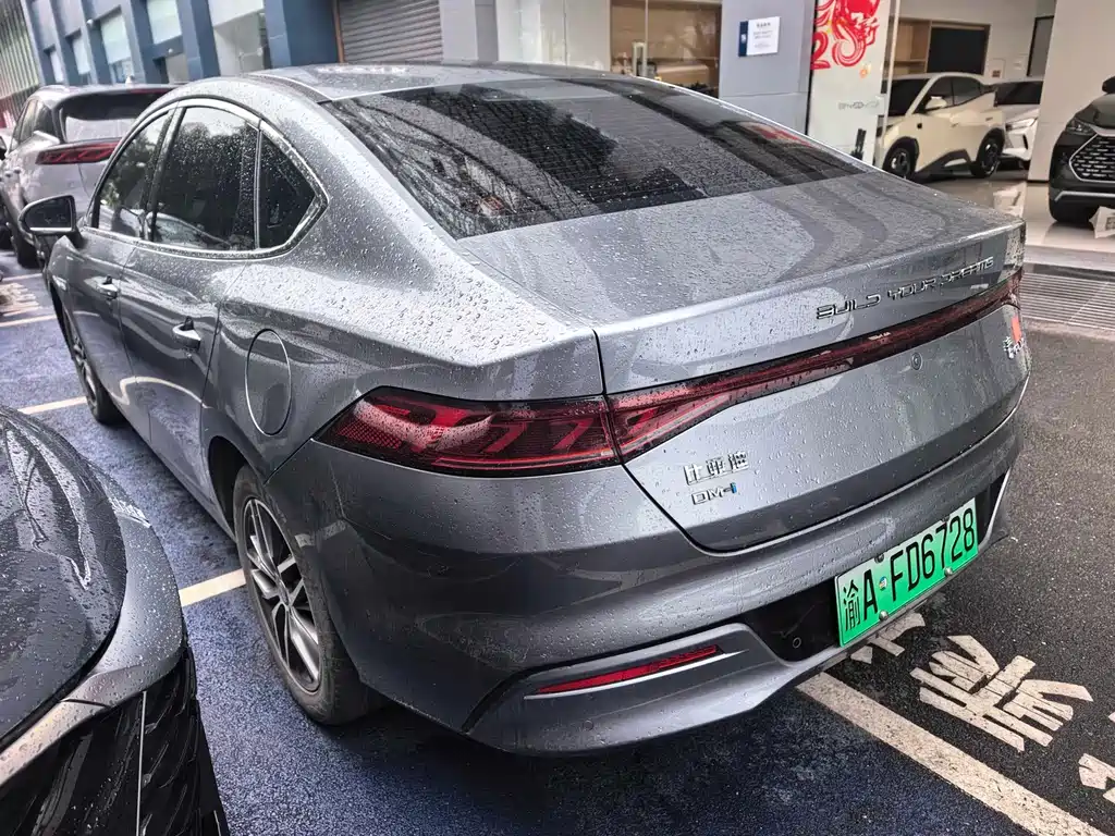 BYD Qin PLUS 2022 — фото 8