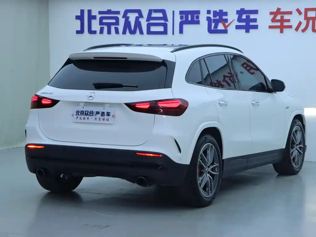 Mercedes-Benz GLA AMG 2025 — фото 20