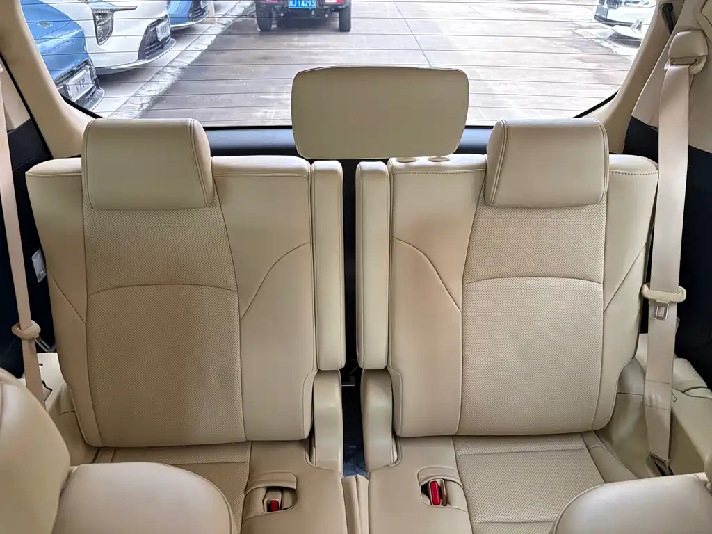 Toyota Alphard 2018 — фото 16