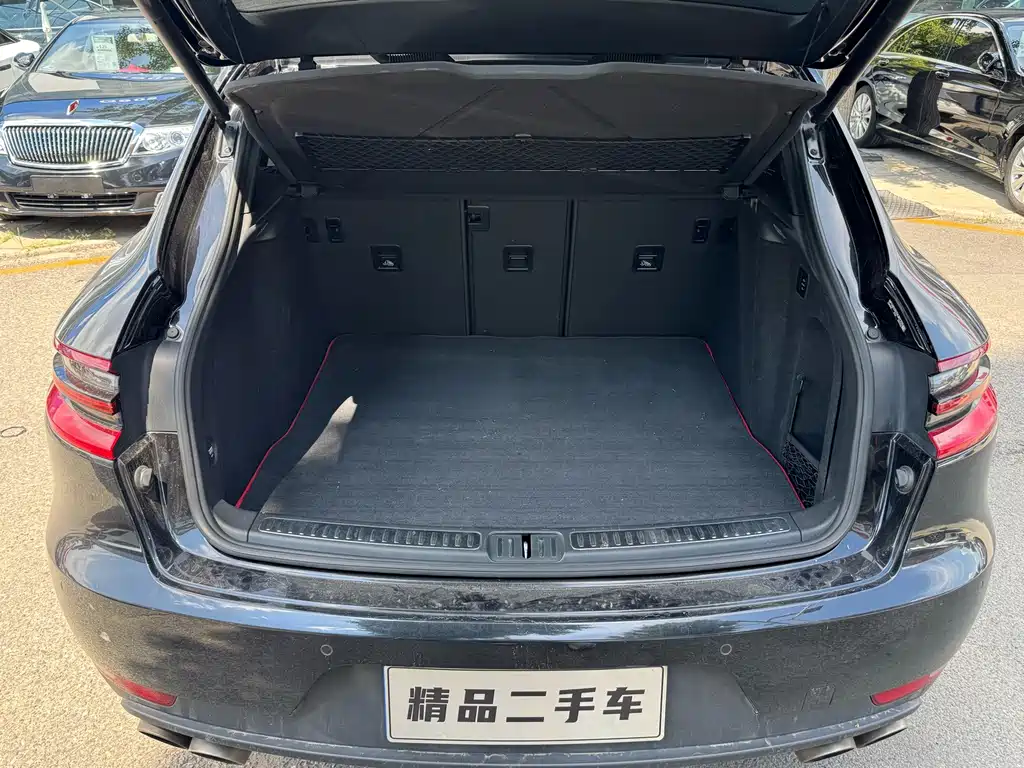Porsche Macan 2016 — фото 17