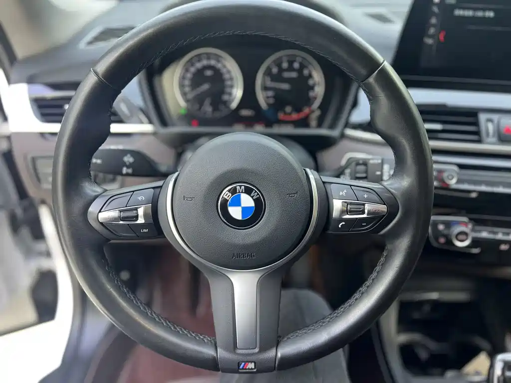 BMW X1 2023 — фото 13