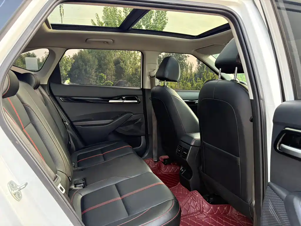 Kia KX3 2022 — фото 14