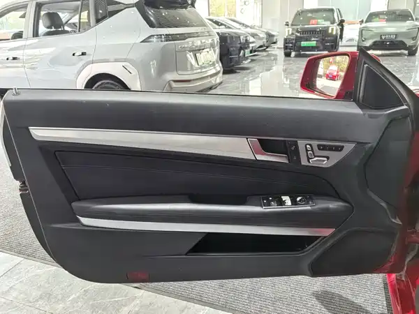 Mercedes-Benz E-Class 2016