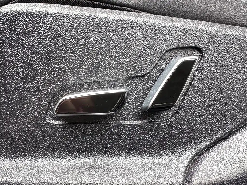 BYD Qin Pro NEV 2018 — фото 19