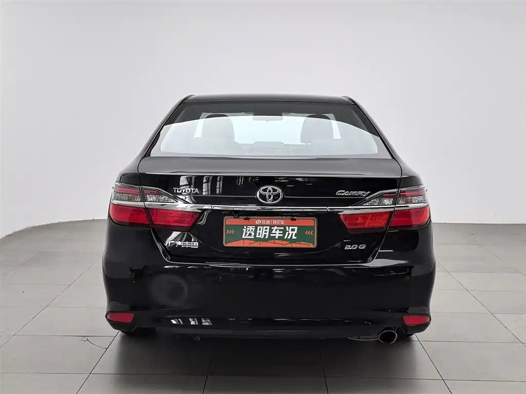 Toyota Camry 2017 — фото 4