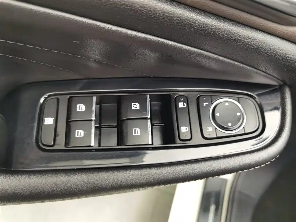 GAC Motor Trumpchi GA4 2018 — фото 9