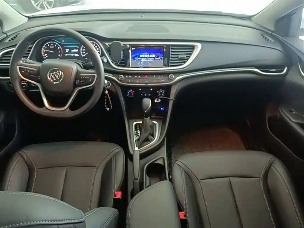 Buick Excelle 2021 — фото 10
