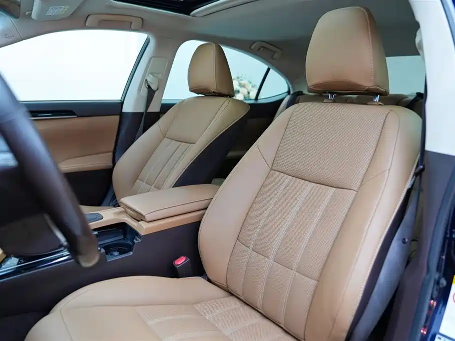 Lexus ES 2017