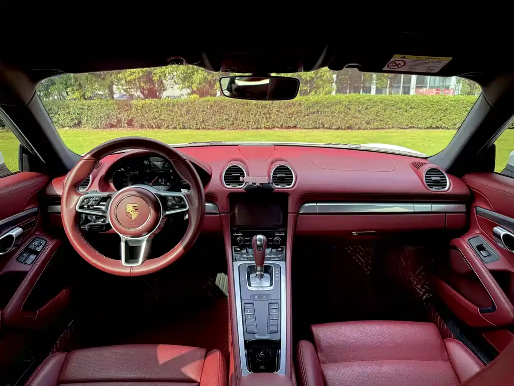 Porsche 718 2021 — фото 10