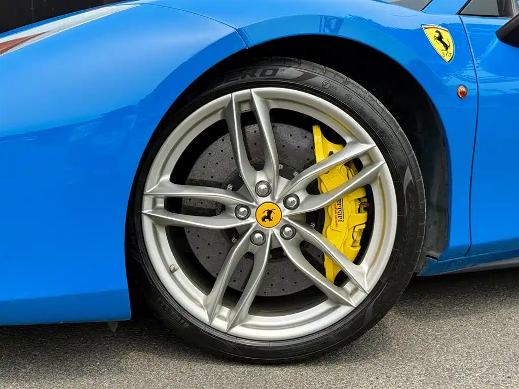 Ferrari 488 2015 — фото 28