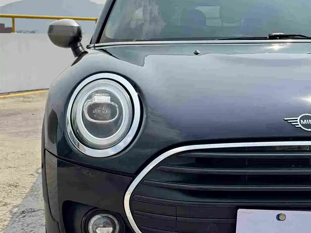 MINI Clubman 2019 — фото 17