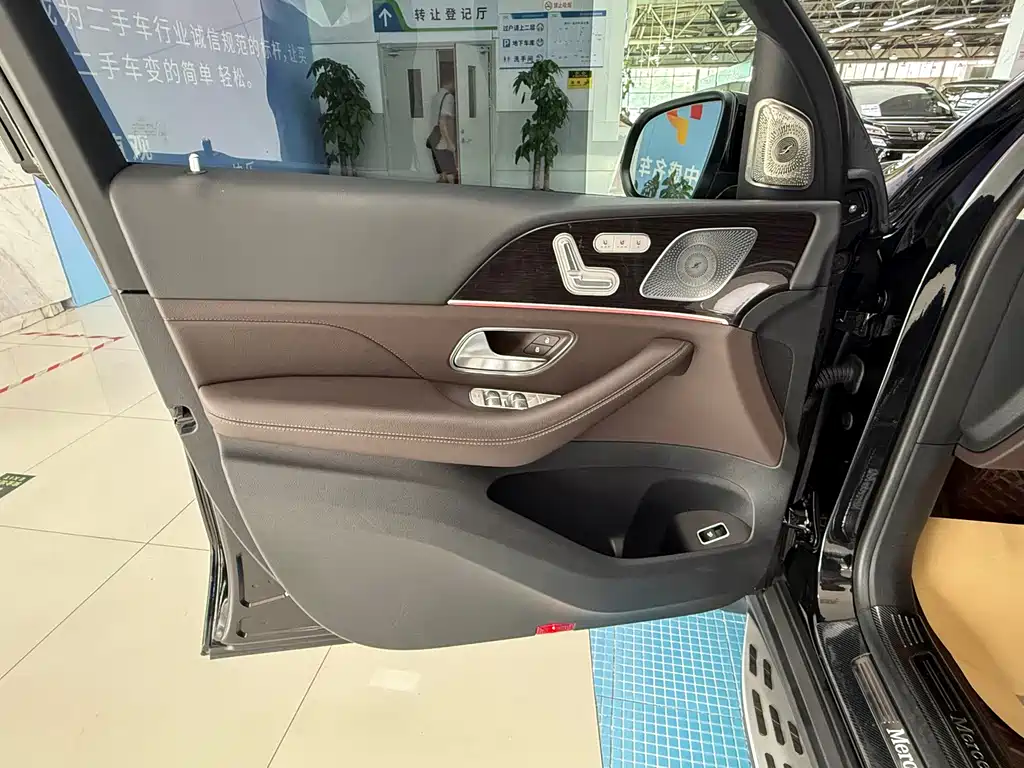 Mercedes-Benz GLE 2023 — фото 20