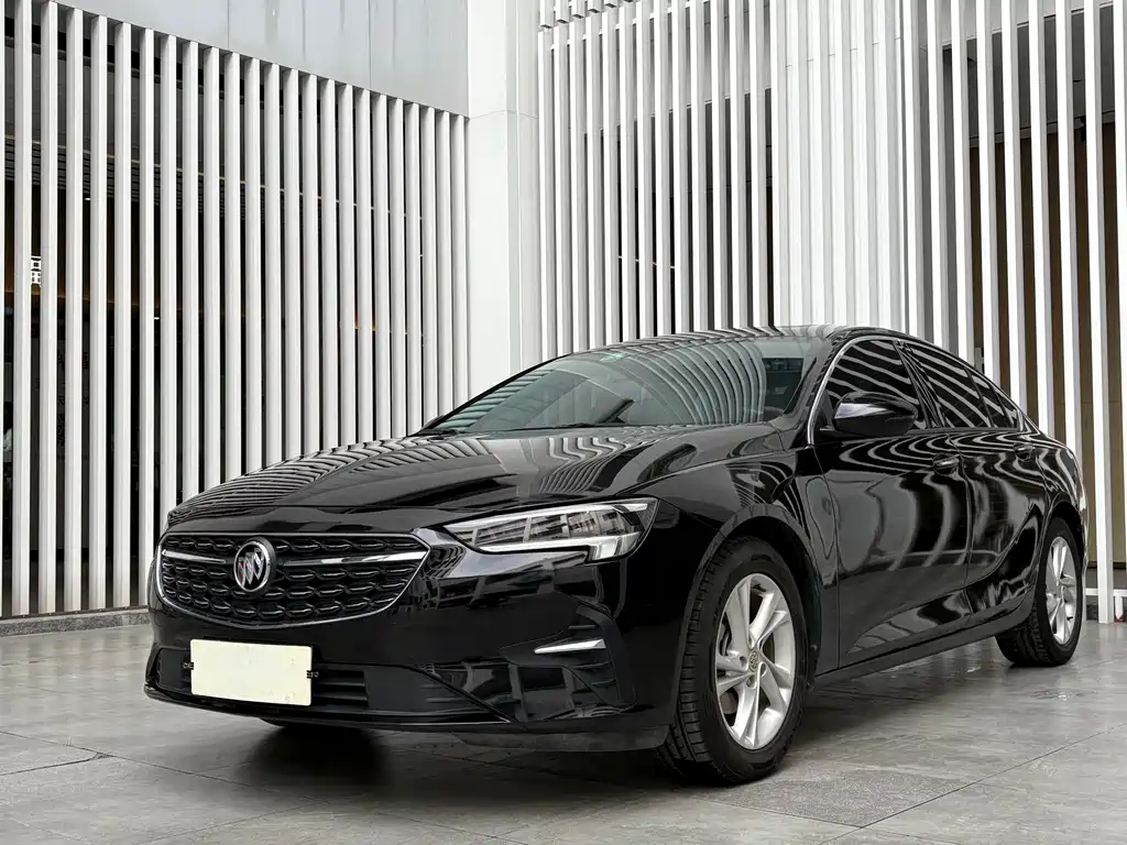 Buick Regal 2021 — фото 1