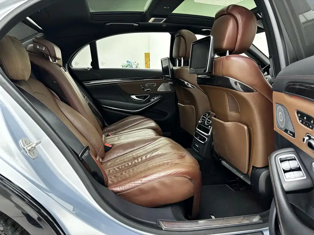 Mercedes-Benz S-Class AMG 2016 — фото 25