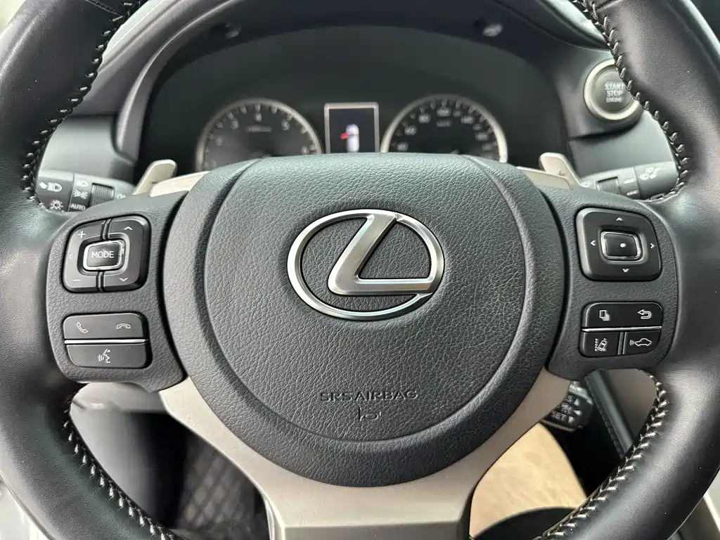 Lexus NX 2021 — фото 14